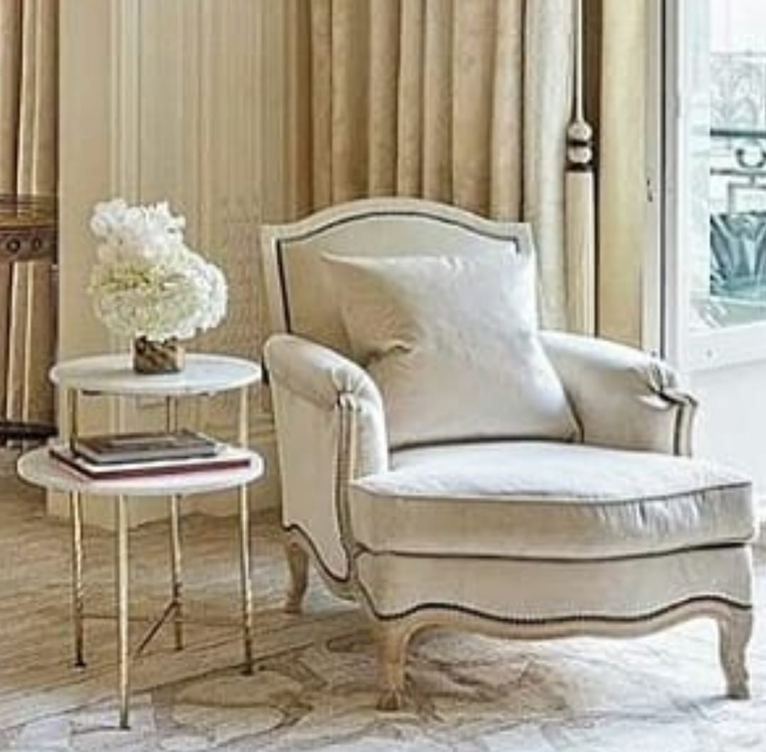 poltrona-luis-xv-branca.jfif